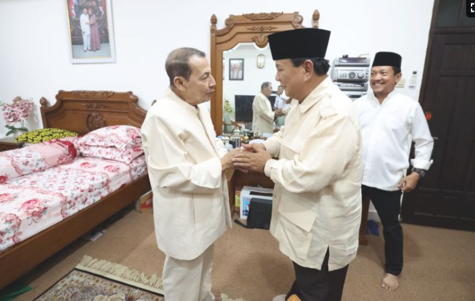 Pengamat: Prabowo Subianto Dekati Tokoh NU Karena Dukungan PA 212 Hilang